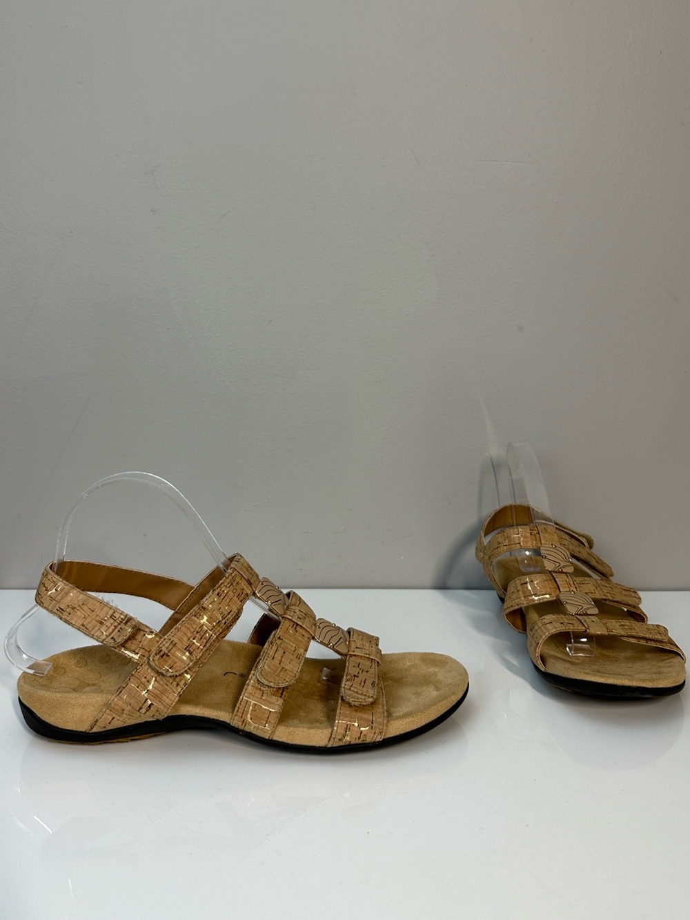 Vionic Amber Cork Sandals Size 9
